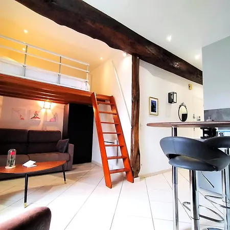 Manoir De L'aisnerie *